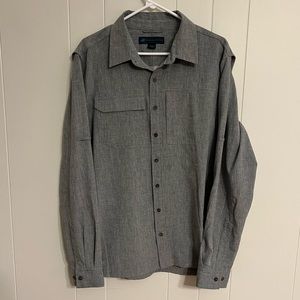Eastern mountain sports long sleeve button-down size L‎